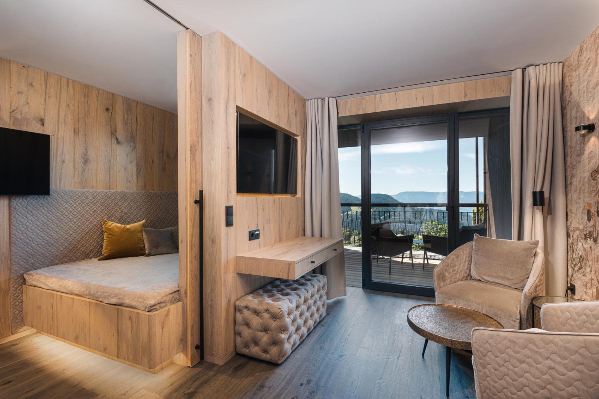 Hotel Hotel Chalet Mirabell 5*