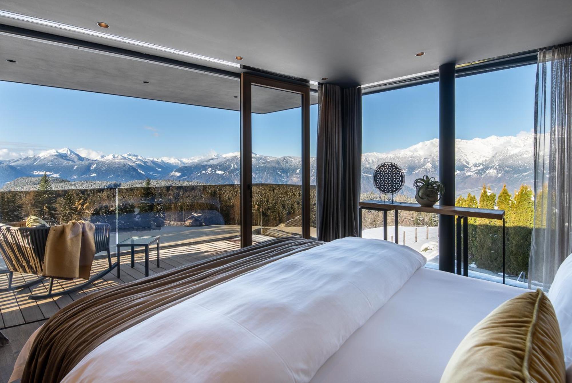 Hotel Chalet Mirabell Hotel 5*