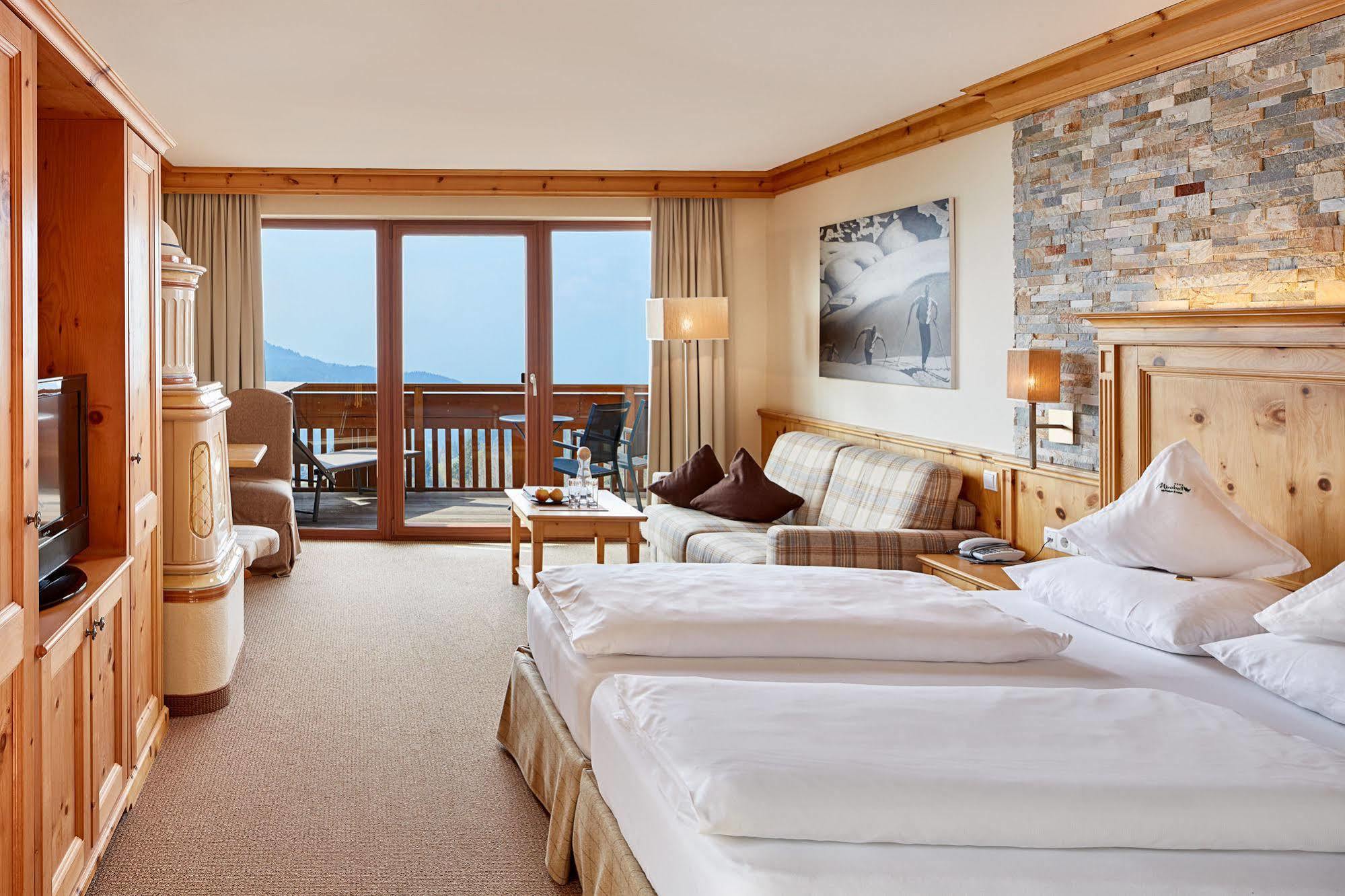 Hotel Hotel Chalet Mirabell 5*